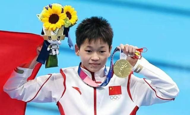公交车被cao到合不拢腿