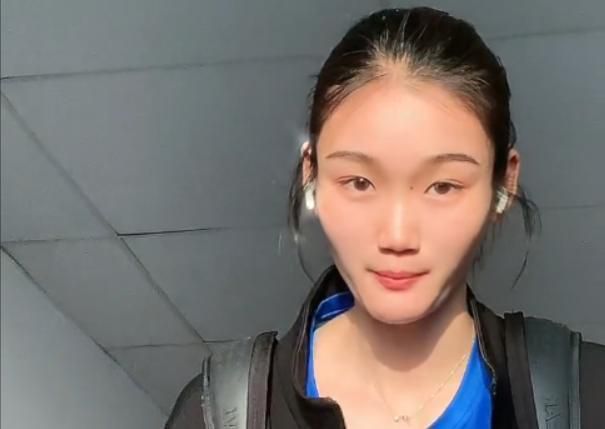 秋霞黄色一级片